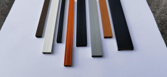 Υψηλής απόδοσης θερμή άκρη spacer bar: 0,24 W / mK θερμική αγωγιμότητα, υβριδική PP & ανοξείδωτο χάλυβα, εξοικονόμηση ενέργειας & αντι συμπύκνωση λύση για μονωτικό γυαλί